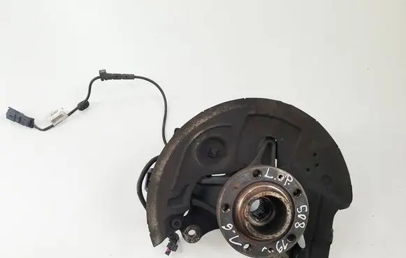 Peugeot 508 II Front wheel hub spindle knuckle