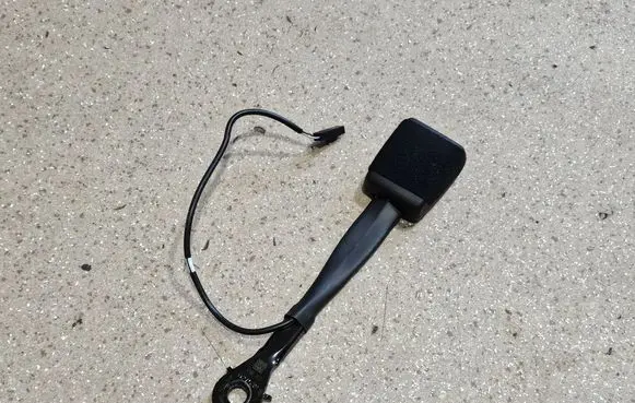 Audi A6 S6 C8 4K Front seatbelt buckle 4K8857755Q