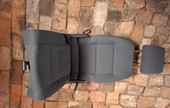 Volkswagen Touran I Rear seat 