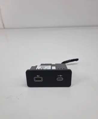 USB socket connector