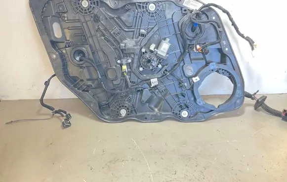 KIA Niro Front window lifting mechanism without motor 82470AT040 K04K00G072 240522S350A