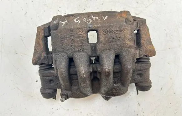 Toyota Aygo AB10 Front brake caliper 22942000