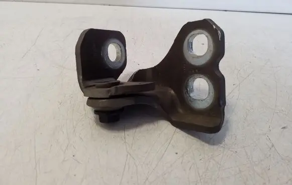 Fiat Tipo Front door upper hinge 560G0