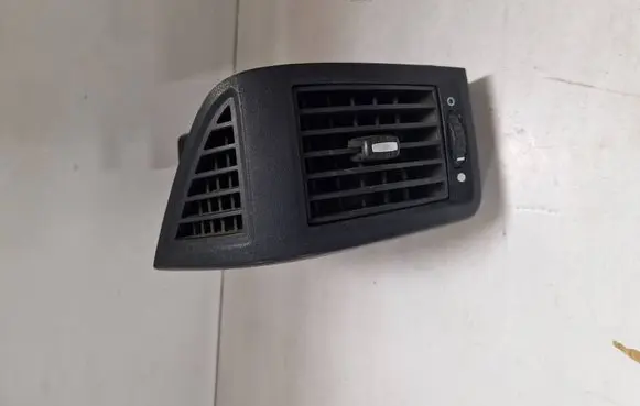 Dash center air vent grill