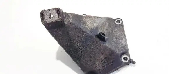 Audi A6 S6 C5 4B Engine mounting bracket 4b0199307c