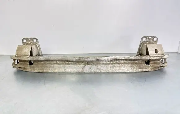 Audi Q7 4M Rear bumper cross member 4M0807309
