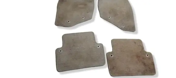 Volvo XC70 Car floor mat set 9193977 9193970