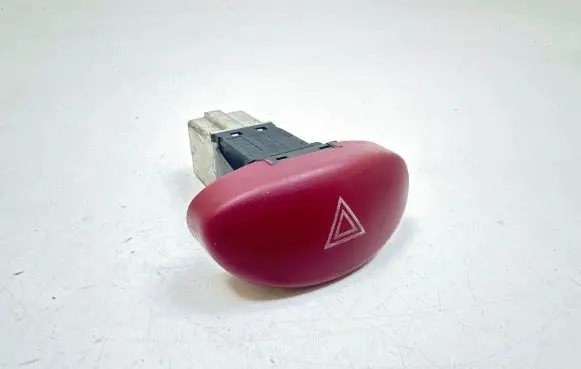 Citroen Xsara Hazard light switch