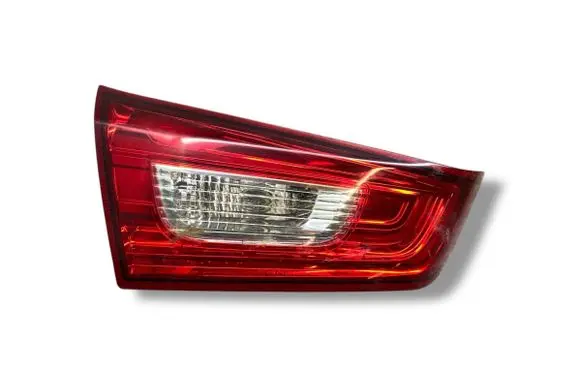 Mitsubishi ASX Tailgate rear/tail lights