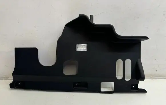 Land Rover Discovery 5 Dashboard lower bottom trim panel HY32046B00AB
