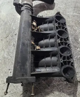 Mercedes-Benz Vito Viano W638 Intake manifold 611090 SP3582