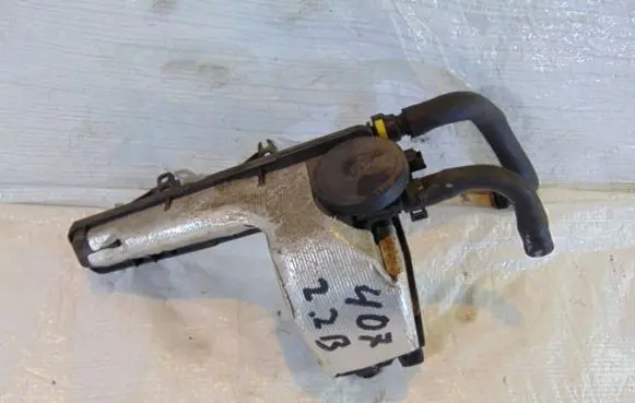 Peugeot 407 other engine part 9661620580