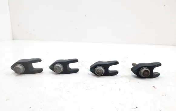 Chevrolet Orlando Fuel Injector clamp holder 