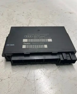 Audi A4 S4 B7 8E 8H Comfort/convenience module 8E0959433BT 00002730D3 01770251