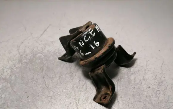 Mitsubishi Lancer Engine mount bracket Does Not Apply