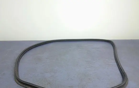 Lexus UX Trunk rubber seal (body) 