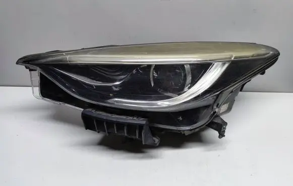 Infiniti Q30 Headlight/headlamp 260605DA2A 90070681