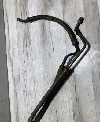 Power steering hose/pipe/line