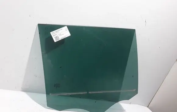 Rear door window glass