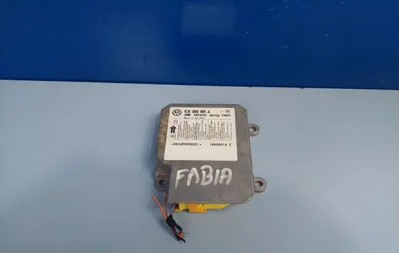 Skoda Fabia Mk1 (6Y) Airbag control unit/module 1C0909601A
