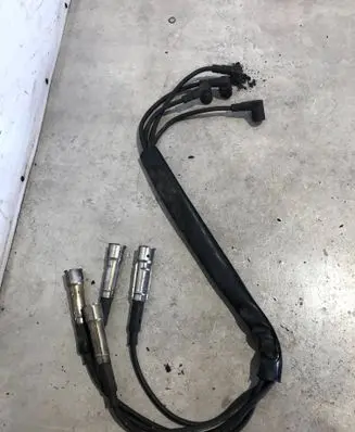 Mercedes-Benz 380 560SEC C126 Ignition plug leads 