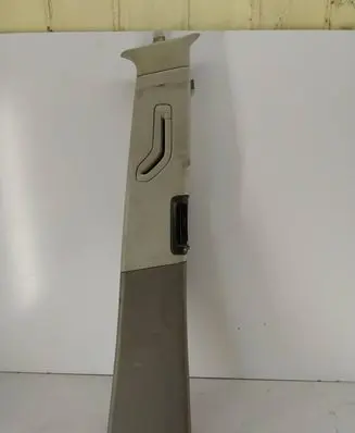 Volvo V70 (B) pillar trim (top) 9158449 1882
