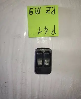 Opel Astra G Electric window control switch 90561088