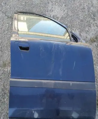 Volvo V70 Front door melynos