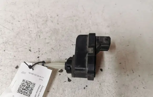 Audi A4 S4 B5 8D Headlight level adjustment motor 4D0941295 0307852315