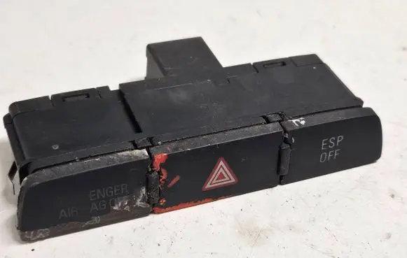 Audi Q7 4L Hazard light switch 4L2927137A