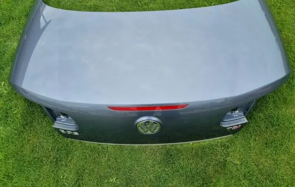 Volkswagen Eos Tailgate/trunk/boot lid 1Q0827025E 1Q0827025F