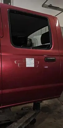 Nissan Navara Rear door