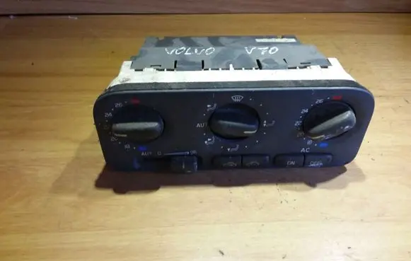 Volvo V70 Climate control unit