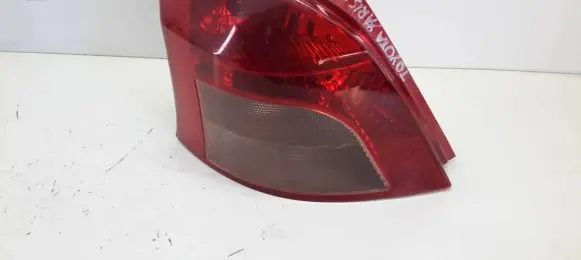 Toyota Yaris Rear/tail lights