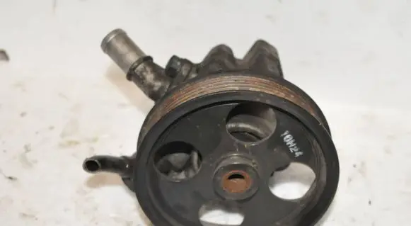 Opel Insignia A Power steering pump 13309336