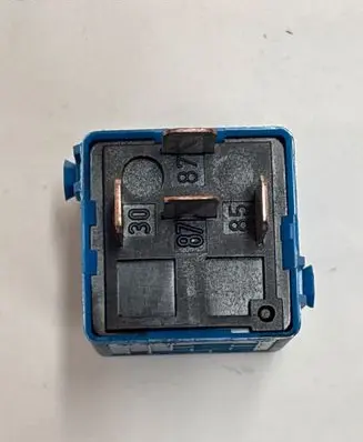 BMW 5 E60 E61 Other relay 6915327 V23134K59X313 6136