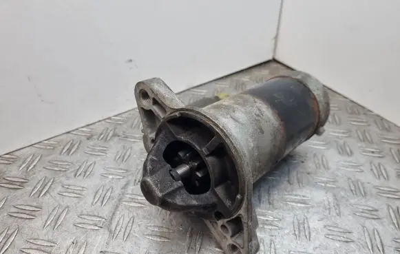 Mazda 6 Starter motor M001T30771 R2AA K6266