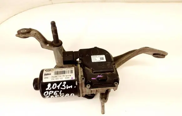 Opel Zafira C Wiper motor W000027367 W000030851