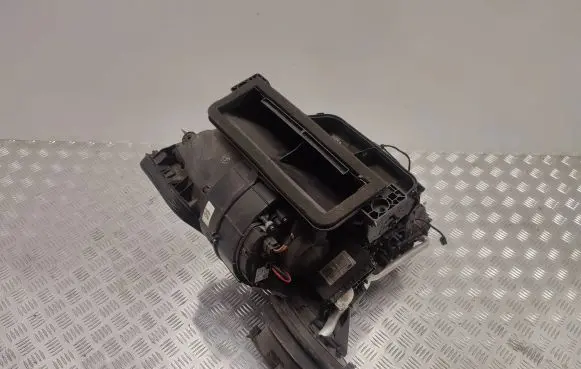 BMW i3 Climate control unit 9278392 64119304016 64116827062