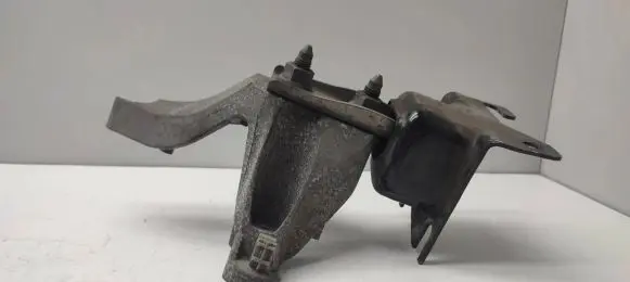 Dacia Sandero Gearbox mount 112531966R
