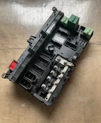 BMW X5 E53 Fuse box set 8380409