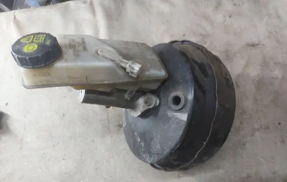 Ford Kuga I Brake booster 8V412B195AC 03775777014