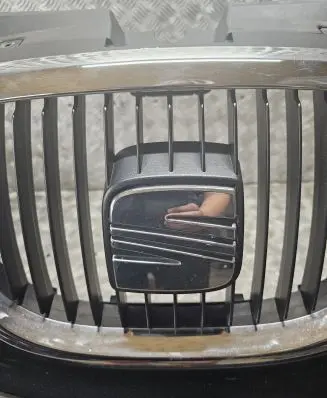 Seat Leon (1P) Front bumper