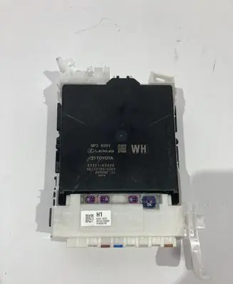 Toyota Yaris XP210 MPM control module 89221-K0020