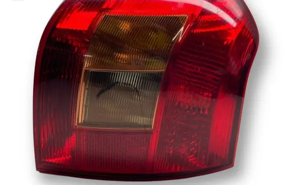 Toyota Corolla E120 E130 Rear/tail lights E110459 8155002150