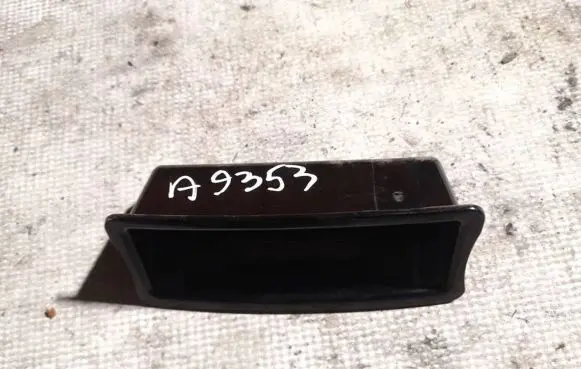 Audi A3 S3 8P Car ashtray 8p0857575