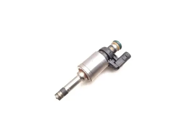 Ford C-MAX II Fuel injector DM5G-9F593-AA