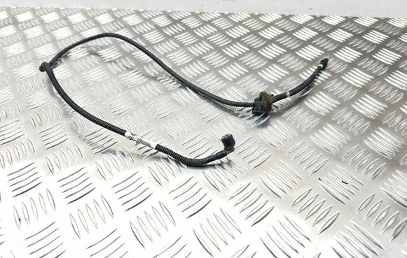 BMW 5 F10 F11 Headlight washer hose/pipe 7305253