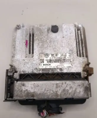 Volkswagen PASSAT B7 Engine control unit/module 03L907309AE 0281017946