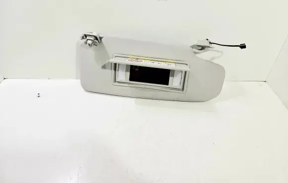 Volvo V40 Sun visor